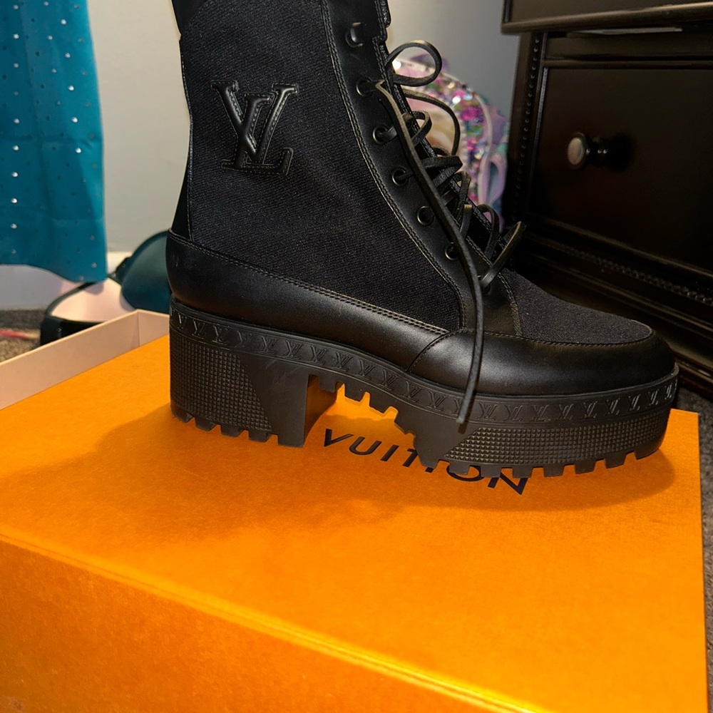 Louis Vuitton Black Women's Boots